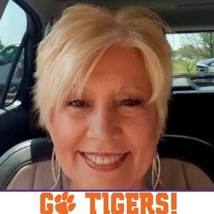 Meet your Posher, Vickie